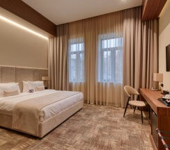 Двухместный номер Deluxe двуспальная кровать в Hayasa Hotel Yerevan