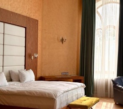 HERMES в Malakhovka Palace