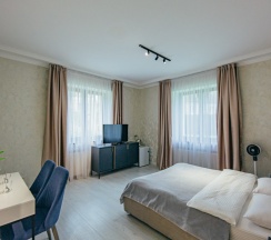 6.Двухместный номер полулюкс в Royal Lake