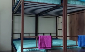 Кровать в общем номере  в Тобольский