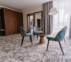 Трехкомнатные Апартаменты с террасой и видом на море в Grand hotel Anapa