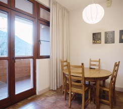 Семейные апартаменты 8 в Панорама парк