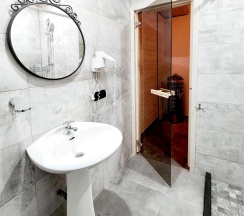 Коттедж "Друзья" в Золотая долина