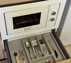 Студио в Моцарт