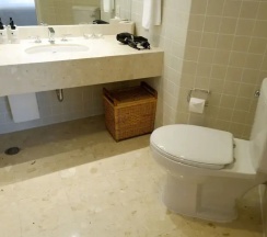 Двухместный номер Deluxe c 1 комнатой с балконом (двуспальная кровать) в Chatrium Sathon Bangkok