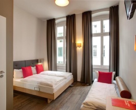 Трёхместный номер Standard в MEININGER Hotel Berlin Mitte