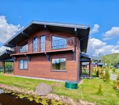 Дом большой в Laakso