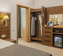 Senior Suite в Central City