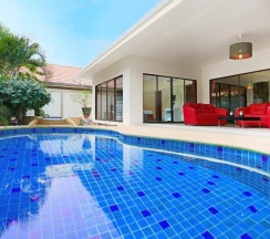 Вилла Superior с 2 комнатами с красивым видом из окна в Tortuga Villas Pattaya