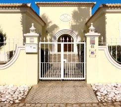 Вилла в Magellan House