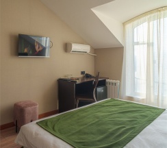 Реновированный Стандарт с балконом, с кроватью King-size или двумя односпальными кроватями в Lord