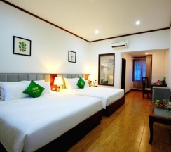 Трёхместный номер Standard с видом на сад в Santa Garden Resort
