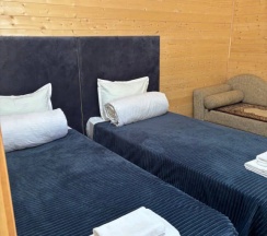 Двухместный коттедж Standard 2 отдельные кровати в Forest Arkhyz