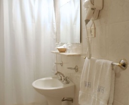Семейные апартаменты в Waldorf Hotel