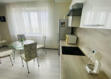 3-комнатные апартаменты улучшенные с 1 двуспальной кроватью в Romlex Apartments (Ромлекс) на улице Беляева 33 корпус 2