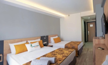Номер Семейный в Clover Magic Park Side