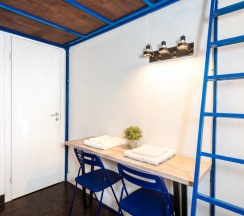 Двухместный номер с собственной ванной комнатой «Фантастика» в BookCase Hostel