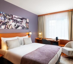 Двухместный номер Comfort двуспальная кровать в Leonardo Hotel Salzburg City Center