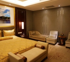 Люкс в SoLuxe Hotel Almaty
