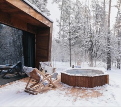 Панорамик Хаус с купелью в Чепош парк