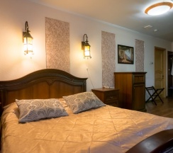 Двухместный полулюкс с видом на город двуспальная кровать в Incanto Hotel
