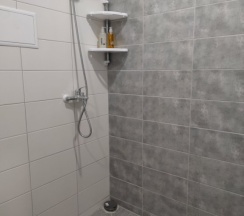 Кровать в общем номере в Золотой Куранах