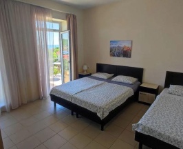 3-местный номер стандарт с балкном в Лето