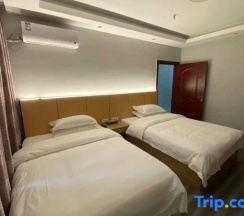 Трёхместный номер Deluxe в The Golden Ville Boutique Hotel & Spa