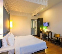 Двухместный номер Deluxe двуспальная кровать в The Memory at On On Hotel