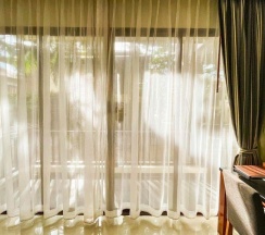 Двухместный полулюкс Seaside Wing двуспальная кровать в Kacha Resort and Spa Koh Chang