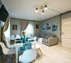 Невский с 2 спальнями и сауной в Никитское Подворье