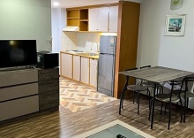 Люкс c 1 комнатой с видом на бассейн в Mall Suites Hotel