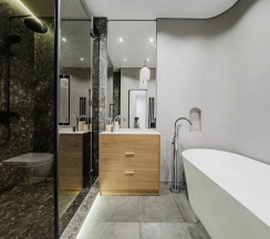 Ohtaparkinn Shine в Ohtainn