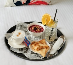 Премиум «Делюкс» 3 окна в La Maison Hotel