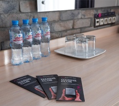 Стандарт Улучшенный двухместный с двумя кроватями в Marins Park Hotel Новосибирск