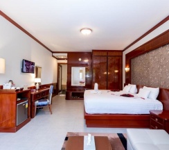 Двухместный люкс двуспальная кровать в Erawan Hotel