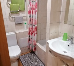 Номер стандарт с 1 двуспальной кроватью и диваном в ОтельОк