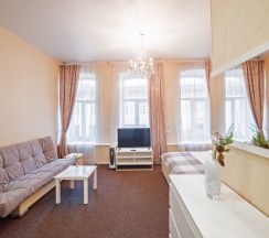 Комфорт с двуспальной кроватью в Горький