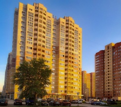 Апартаменты Deluxe с балконом и с видом на город в Апартаменты Vladresort: Смарт Лайф Делюкс
