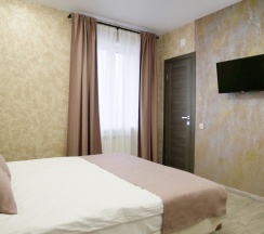 Двухместный номер Comfort двуспальная кровать в Добрый дом
