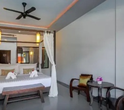 Двухместный номер Pool Access Deluxe (двуспальная кровать) в Phuketa Hotel Phuket Town