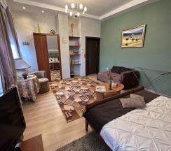 Комната стандарт (мансарда) в Ksanta's House (Ксанта Хаус)