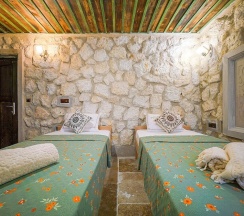 Двухместный номер Standard с видом на сад 2 отдельные кровати в Aysel Inn House