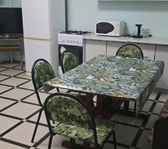 Комната стандарт с 3 односпальными и 3 двуспальными кроватями в Саймон