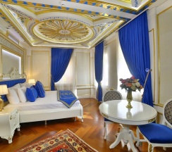 Двухместный люкс Mansion Premium двуспальная кровать в Отель Seven Hills Palace