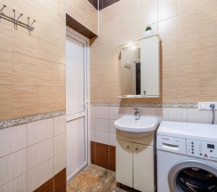 Двухместные апартаменты с видом на дендрарий и бассейн двуспальная кровать в Delsochi