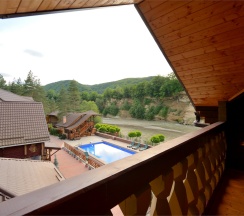 Номер «Комфорт Семейный» 3-х местный в Прохладный