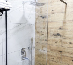 Семейный номер с балконом в MarivSki