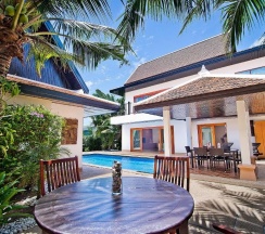 Вилла с 4 комнатами в Tropicana Pool Villa