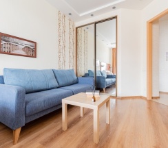 Карташова 3, 45 кв.м, (пр.Ленина 100м) в Апартаменты Петровские